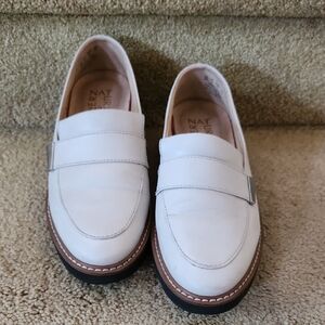 Naturalizer White Leather Loafers Slip-On Style
